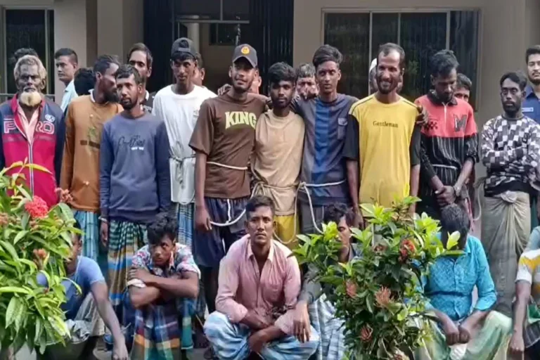 চাঁদপুরে মা ইলিশ শিকারের দায়ে ৪৫ জেলে আটক, ১.৫ কোটি মিটার জাল জব্দ