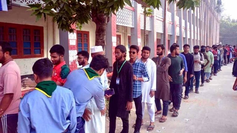 রাবিতে রাকসু, হল সংসদ ও সিনেট প্রতিনিধি নির্বাচনের ভোটগ্রহণ শুরু