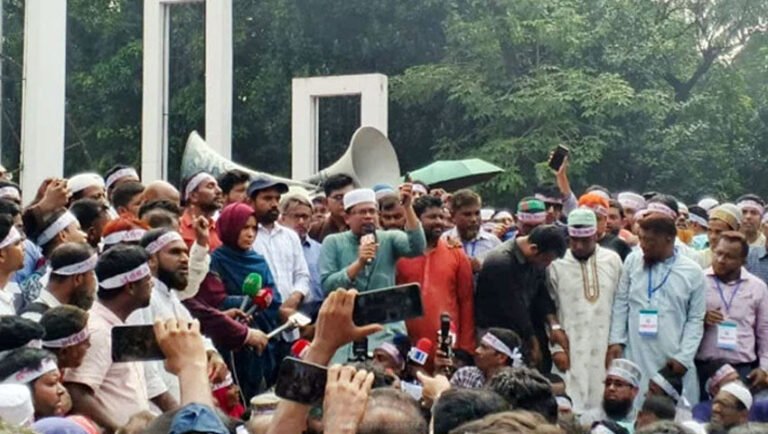 আন্দোলন স্থগিত, ক্লাসে ফিরছেন শিক্ষকরা