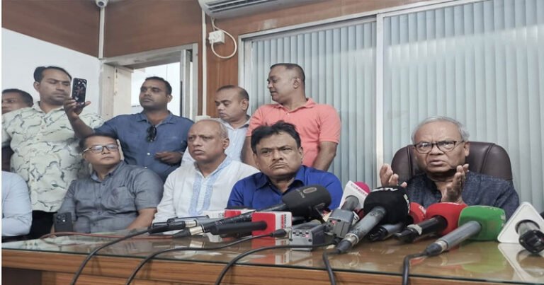 নভেম্বরে গণভোটের প্রস্তাবটি ‘মামার বাড়ির আবদার’-এর মতো: রিজভী