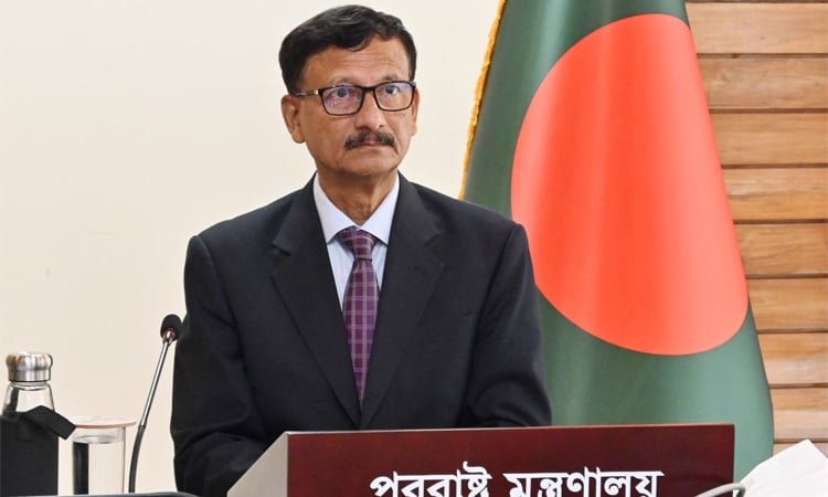 পাকিস্তানের সঙ্গে অর্থনৈতিক সম্পর্ক বাড়াতে চায় অন্তর্বর্তী সরকার