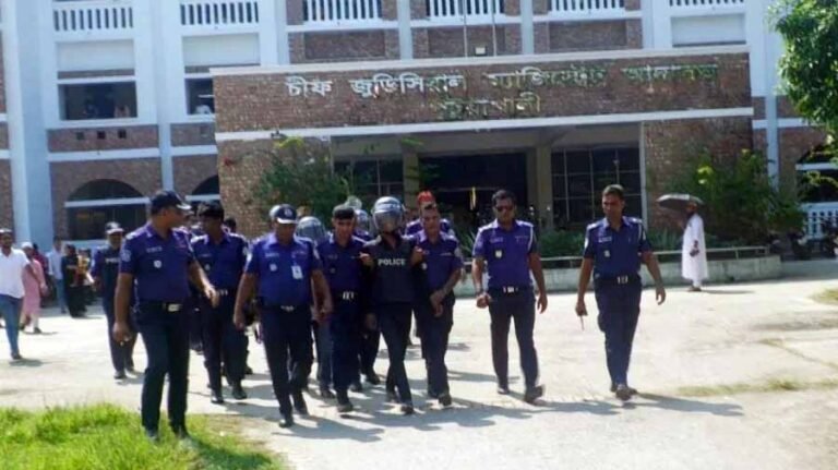 পটুয়াখালীতে কলেজশিক্ষার্থী দলবদ্ধ ধর্ষণ মামলা: তিন কিশোরের ১০ ও ১৩ বছরের কারাদণ্ড