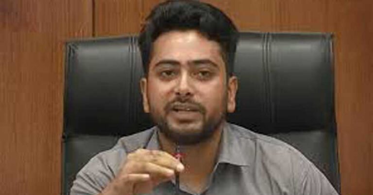 ইসি পুনর্গঠন এখন সময়ের দাবি: নাহিদ ইসলাম