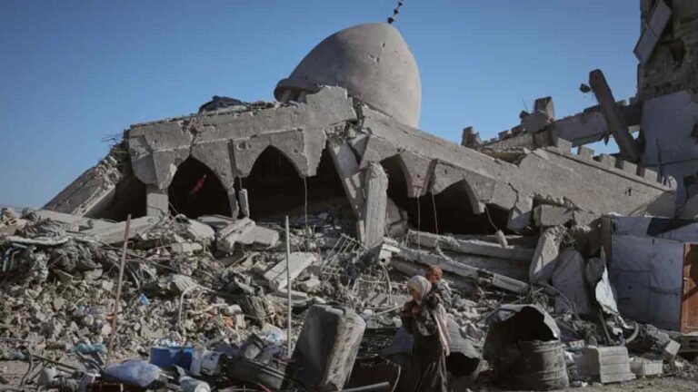 ইসরায়েলি অবরোধে গাজা সিটির পুনর্গঠন স্থবির, মানবিক সংকট আরও তীব্র