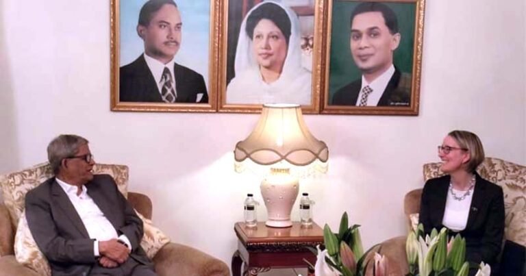 ঢাকায় ব্রিটিশ হাইকমিশনারের সঙ্গে বিএনপি মহাসচিবের বৈঠক