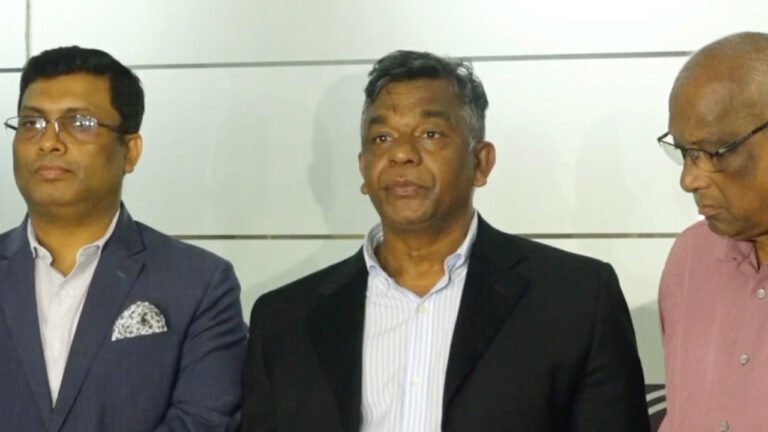 বিপিএলে স্বার্থের সংঘাত ঠেকাতে কঠোর অবস্থানে বিসিবি