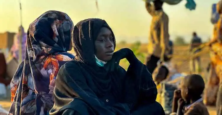 সুদানের এল-ফাশার শহরে পরিবারের সামনেই শিশু ও যুবকদের গণহত্যা করছে আরএসএফ