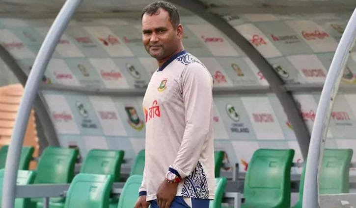 বাংলাদেশ দলের কোচিং প্যানেল থেকে সরে দাঁড়াচ্ছেন মোহাম্মদ সালাহউদ্দিন