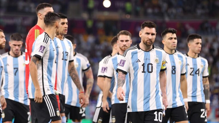 মেসিকে নিয়ে আর্জেন্টিনার স্কোয়াড ঘোষণা, বাদ অভিজ্ঞ কয়েকজন