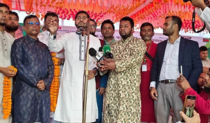 জাতীয় নির্বাচনের সঙ্গেই ‘জুলাই সনদ’ গণভোটের প্রস্তাব নুরের