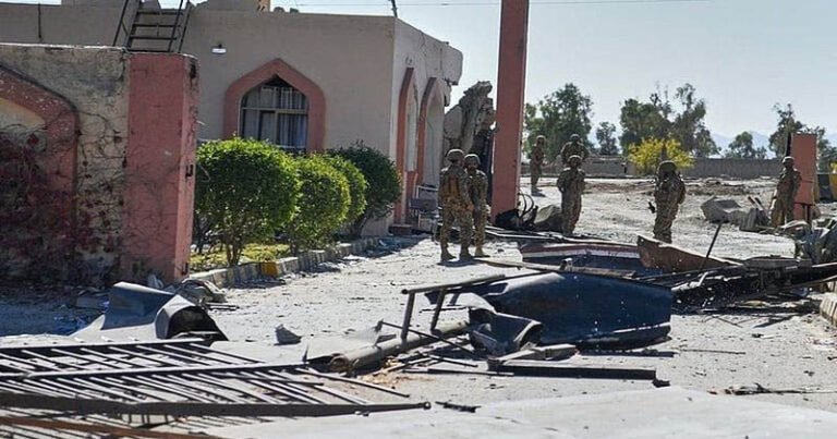 ইসলামাবাদ আদালত সামনে বিস্ফোরণ: টিটিপির ৪ সদস্য গ্রেপ্তার