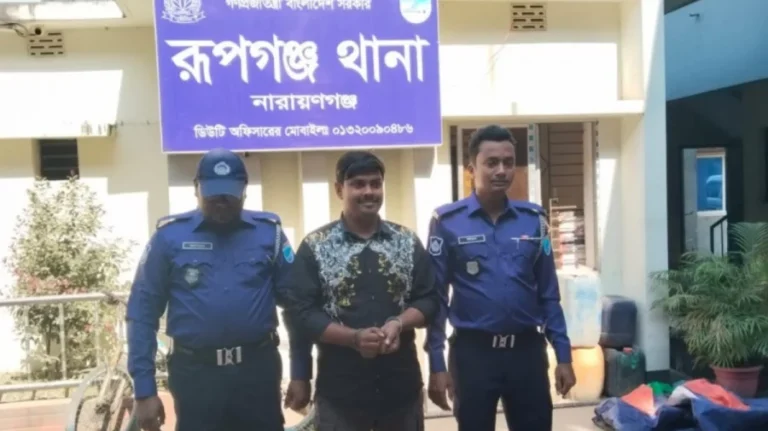 রূপগঞ্জে ককটেল বিস্ফোরণের ঘটনায় যুবলীগ নেতা গ্রেপ্তার