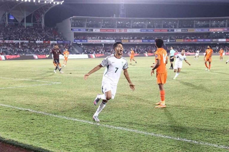 ২২ বছরের আক্ষেপ ঘোচালো বাংলাদেশ: এএফসি এশিয়ান কাপ বাছাইয়ে ভারতকে হারাল লাল-সবুজ জার্সিধারীরা