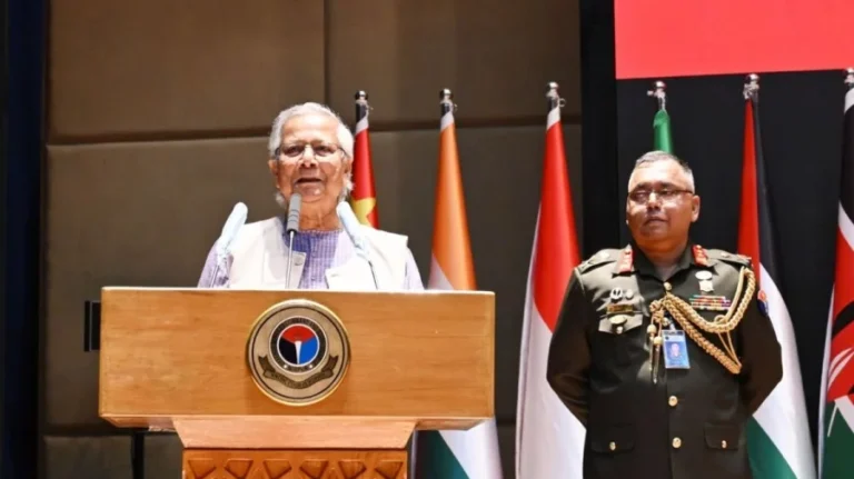 শান্তিপূর্ণ নির্বাচন আয়োজনে সেনাবাহিনীর সহায়তা ‘অত্যন্ত জরুরি’: প্রধান উপদেষ্টা