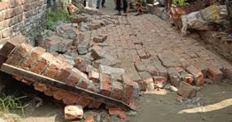 রূপগঞ্জে ভূমিকম্পে দেয়াল ধসে নবজাতকের মর্মান্তিক মৃত্যু