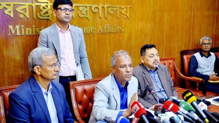 নির্বাচন সুষ্ঠু করতে প্রস্তুতি নিচ্ছে সরকার: স্বরাষ্ট্র উপদেষ্টা