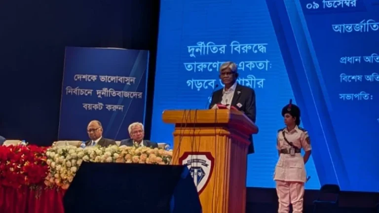 রাজনীতিবিদদের সদিচ্ছা থাকলে দুর্নীতি কমে আসবে: অর্থ উপদেষ্টা