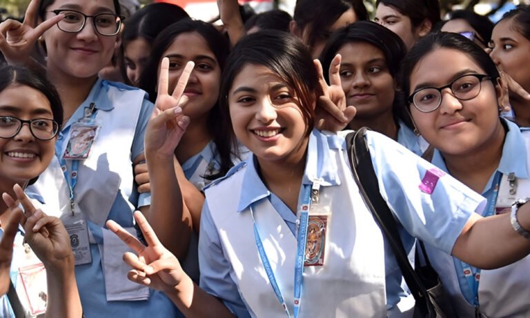 ঢাকা বোর্ডের ২০২৫ এইচএসসি মূল নম্বরপত্র বিতরণ শুরু আজ