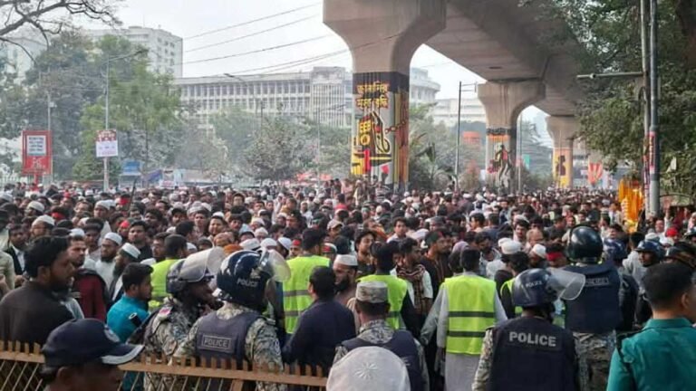 হাদি হত্যাকাণ্ডে ব্যর্থতার দায়ে স্বরাষ্ট্র উপদেষ্টাকে ২৪ ঘণ্টার আল্টিমেটাম ইনকিলাব মঞ্চের