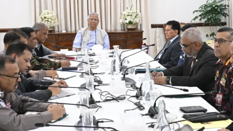 ওসমান হাদি হত্যায় জড়িতদের দ্রুত গ্রেপ্তারের নির্দেশ দিলেন প্রধান উপদেষ্টা