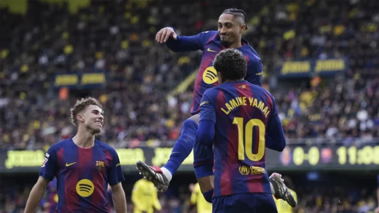 রাফিনিয়া ও ইয়ামালের গোলে ভিয়ারিয়ালকে হারিয়ে লা লিগায় শীর্ষে বার্সেলোনা