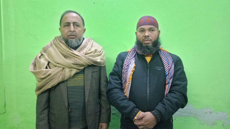 টিসিবি পণ্য বেশি দামে বিক্রির উদ্দেশ্যে মজুত করায় ডিলারসহ ২ জন আটক