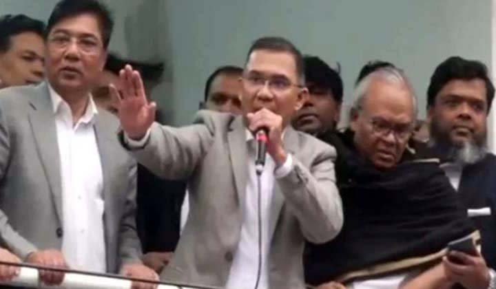 নয়াপল্টনে ১৭ বছর পর তারেক রহমান: দেশ গড়তে সবাইকে ঐক্যের আহ্বান