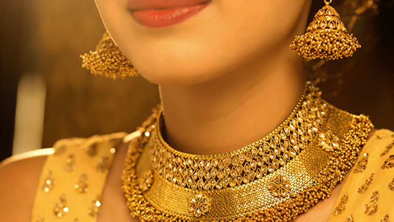 ফের বেড়েছে স্বর্ণের দাম, আজ থেকে কার্যকর