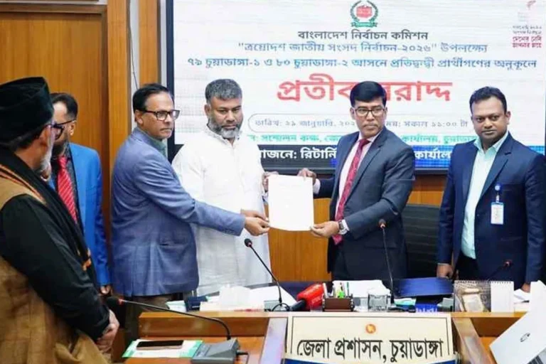 চুয়াডাঙ্গার দুটি আসনের প্রার্থীদের মাঝে প্রতীক বরাদ্দ