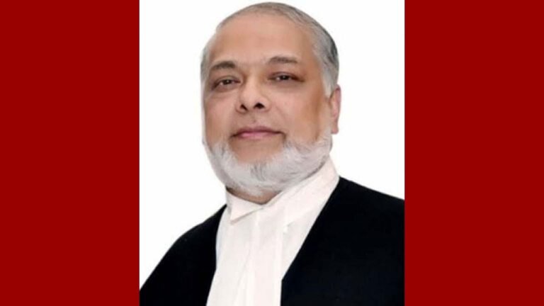 কর্মঘণ্টায় সামাজিক যোগাযোগমাধ্যম ব্যবহার করলে কঠোর ব্যবস্থা: প্রধান বিচারপতির কঠোর হুঁশিয়ারি