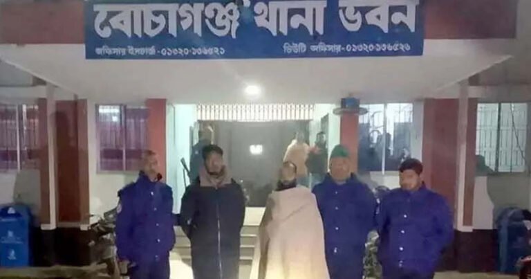 বোচাগঞ্জে গভীর রাতে চাঁদা আদায়ে গিয়ে এনসিপি নেতাসহ দুইজন আটক