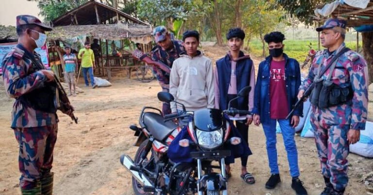 যশোরে বিএনপি নেতার হত্যার পর চুয়াডাঙ্গা সীমান্তে বিজিবির তৎপরতা বৃদ্ধি