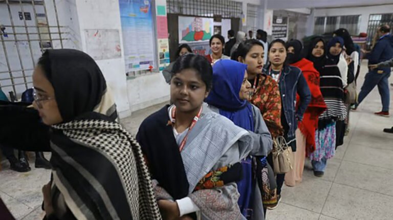 জকসু নির্বাচনে ভোট পড়েছে ৬৫ শতাংশ, চলছে গণনা