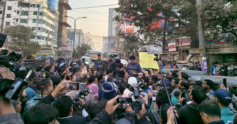 ভারতীয় দূতাবাস অভিমুখে এনসিপির আধিপত্যবাদবিরোধী মার্চ