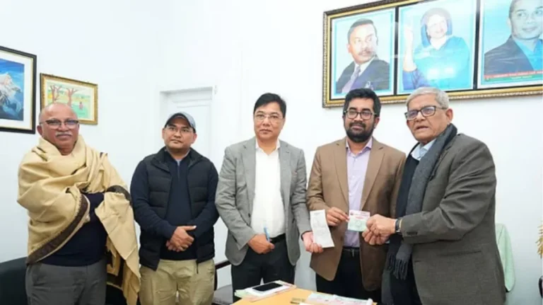 তারেক রহমানের সঙ্গে সাক্ষাতের পর বিএনপিতে যোগ দিলেন এনসিপি নেতা আরশাদুল