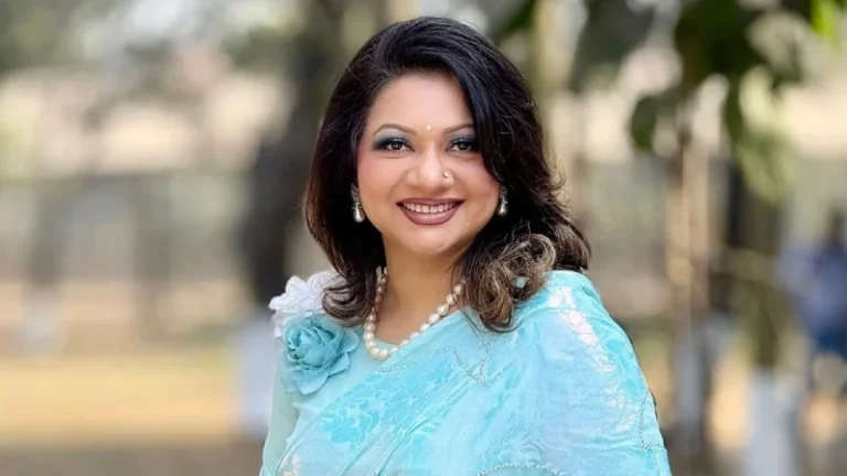 জন্মদিনে মেয়েদের কাছে আঁখি আলমগীর: সংগীত ও জীবন নিয়ে জানালেন নিজের উপলব্ধি