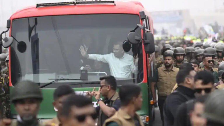 ইসির অনুরোধে তারেক রহমানের উত্তরাঞ্চল সফর স্থগিত