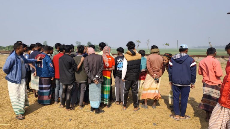 পাবনার সুজানগরে গরু চোর সন্দেহে গণপিটুনিতে যুবক নিহত