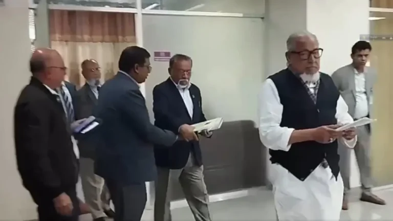 সিইসির সঙ্গে বৈঠকে বিএনপি প্রতিনিধি দল