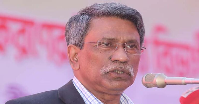 গণভোটে ‘হ্যাঁ’ বলেই জুলাই গণঅভ্যুত্থানের ম্যান্ডেট পূর্ণতা পাবে: আলী রীয়াজ