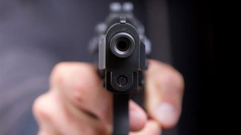 নাঙ্গলকোটে গোষ্ঠীগত দ্বন্দ্বে প্রকাশ্য দিবালোকে ২ জনকে গুলি করে হত্যা