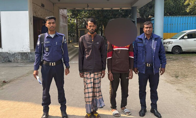 একযুগ পলাতক থাকা স্ত্রী হত্যার যাবজ্জীবন সাজাপ্রাপ্ত আসামি মানিক মিয়া গ্রেপ্তার