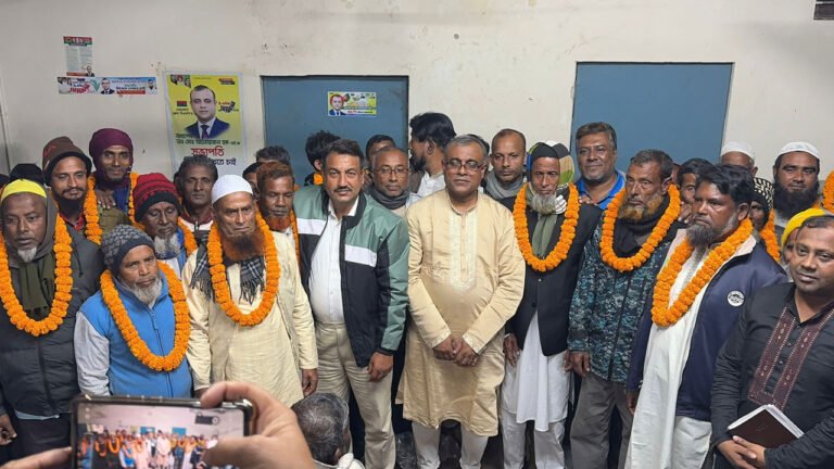 নেত্রকোণায় জাতীয় পার্টির শতাধিক নেতাকর্মীর বিএনপিতে যোগদান