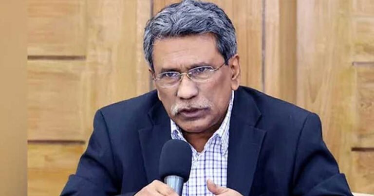 প্রজাতন্ত্রের কর্মচারীদের ‘হ্যাঁ’ ভোটের পক্ষে প্রচারণা চালাতে আইনি ও নৈতিকভাবে বাধা নেই: আলী রীয়াজ