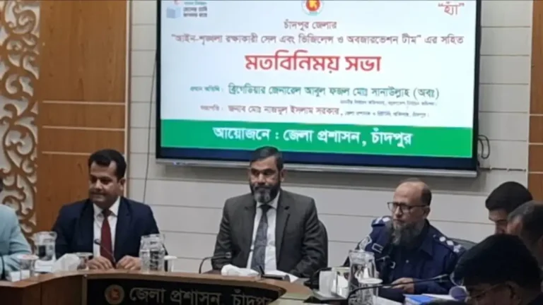 ভোট বেচাকেনা ঠেকাতে মোবাইল ব্যাংকিংয়ে কড়া নজরদারি: ইসি সানাউল্লাহ