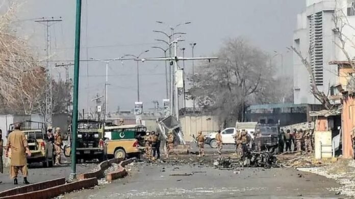 পাকিস্তানে সমন্বিত সন্ত্রাসী হামলায় নিহত ৪৭