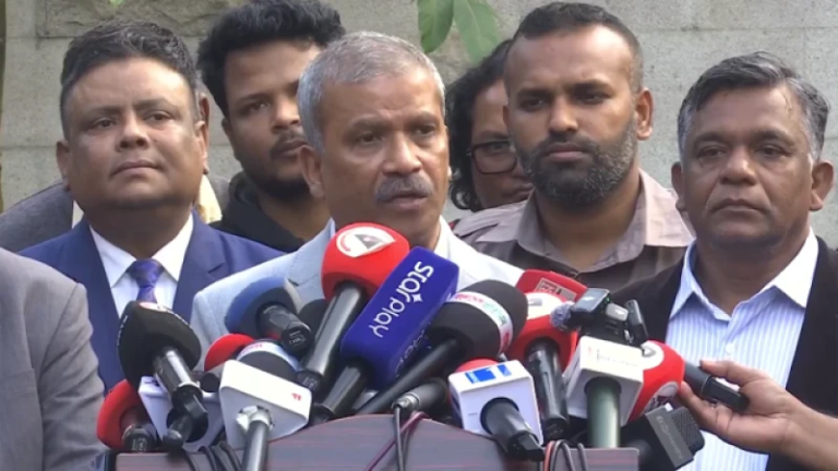 সিদ্ধান্তে অনড়, ভারতে টি–টোয়েন্টি বিশ্বকাপ খেলবে না বাংলাদেশ: ক্রীড়া উপদেষ্টা