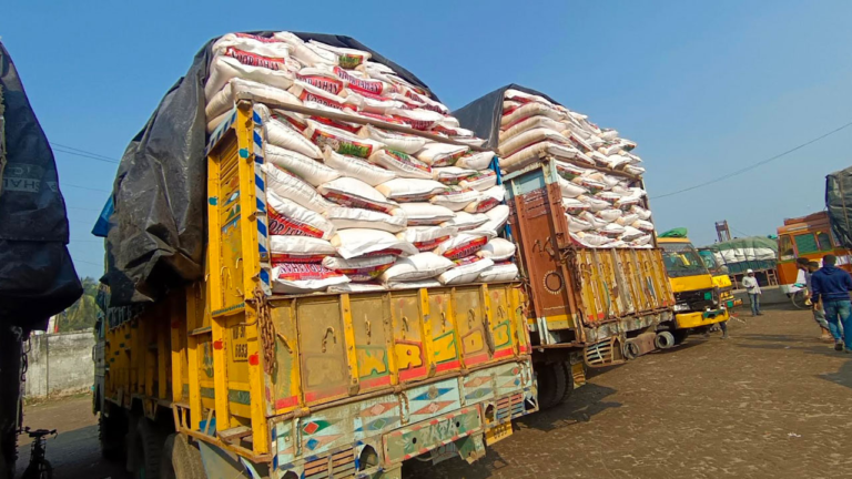 ভোমরা স্থলবন্দর দিয়ে দুই দিনে ১ হাজার ৪৪৭ টন চাল আমদানি