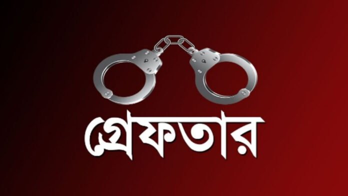 নোয়াখালী আ.লীগ কার্যালয়ের তালা খুলে ব্যানার, আটক ৫