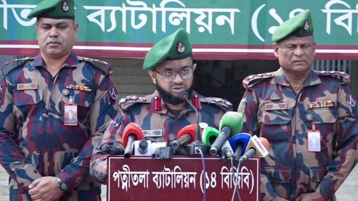 নওগাঁয় নির্বাচন ও গণভোটে আইনশৃঙ্খলা রক্ষায় ২৯ প্লাটুন বিজিবি মোতায়েন